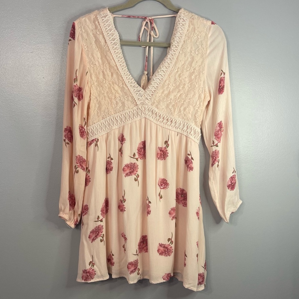 Altar'd State Cream Floral Lace V-Neck Tunic Dress with Pink Roses